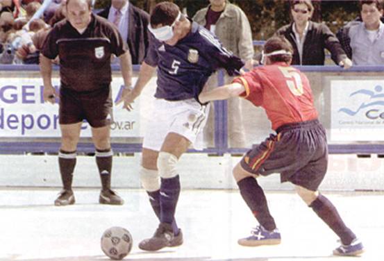 Futbol sala para personas invidentes
