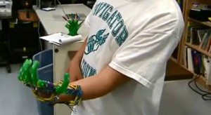 Crea protesis de mano para su hijo con impresora 3D