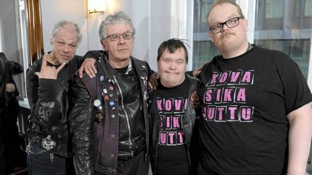 Grupo de punk de personas con sindrome de Down